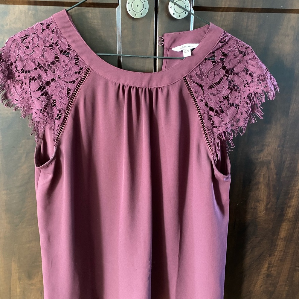 Elegant Lace Sleeve Top - Purple